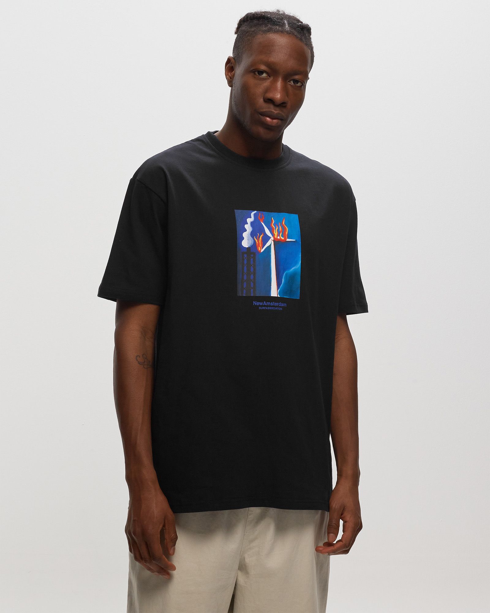 WINDMILL TEE