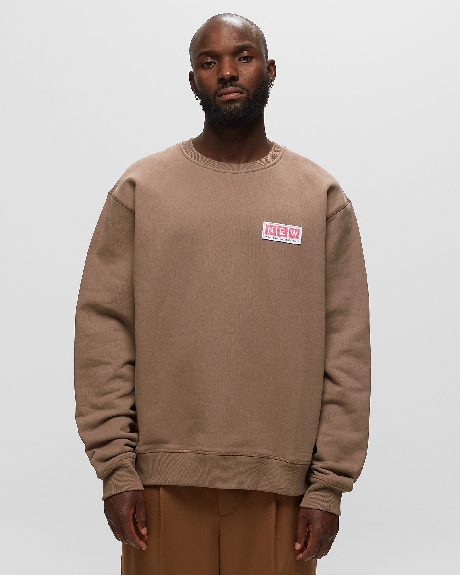 Container logo sweat