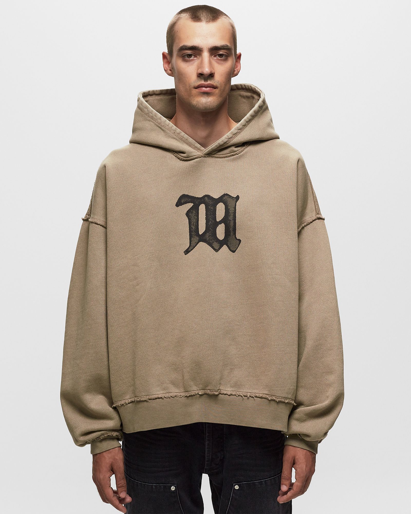 SIGNATURE HOODIE