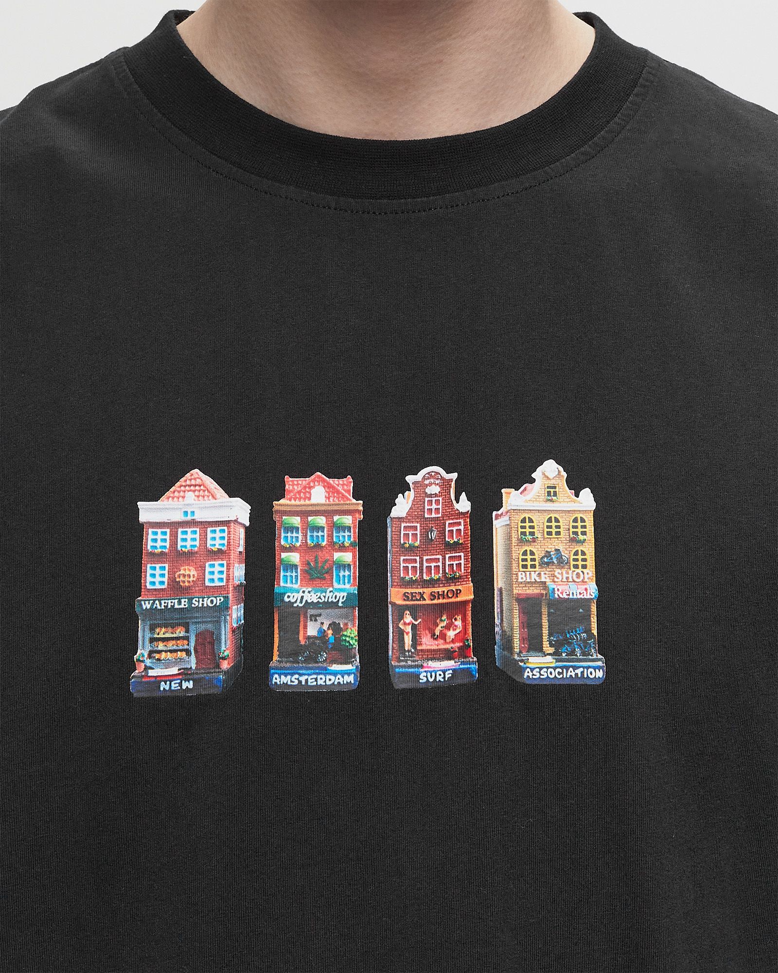 SOUVENIR TEE