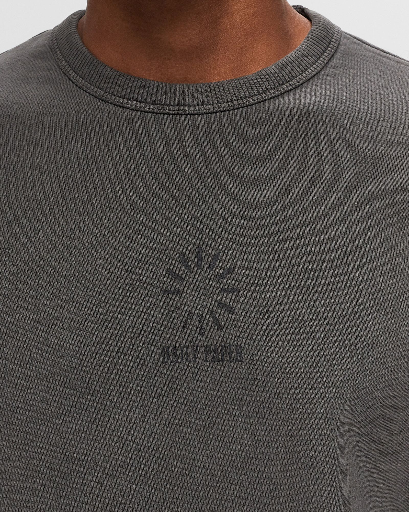 BUFFERING OVERSIZED SS TEE