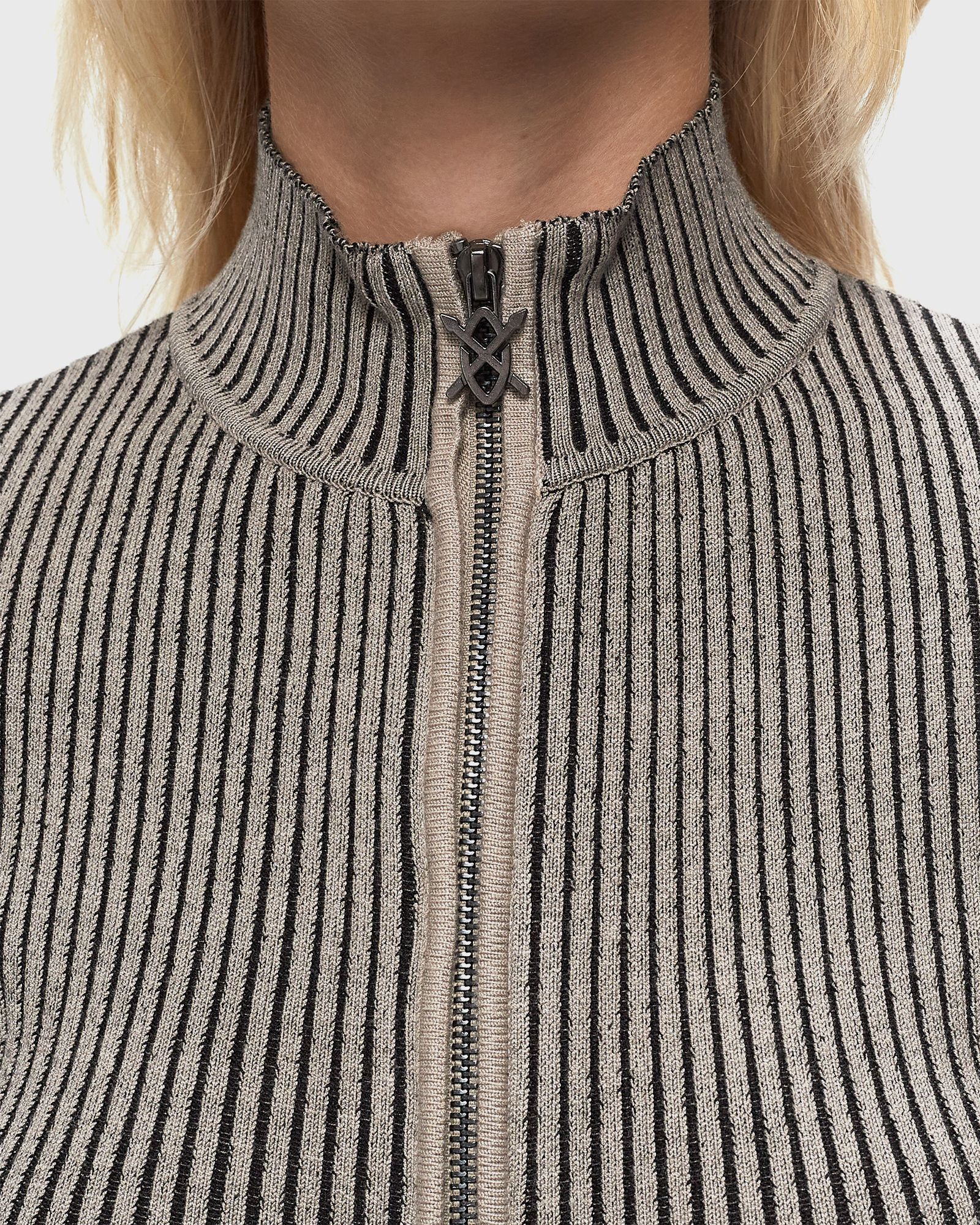 ALORA TWO TONE KNIT VEST