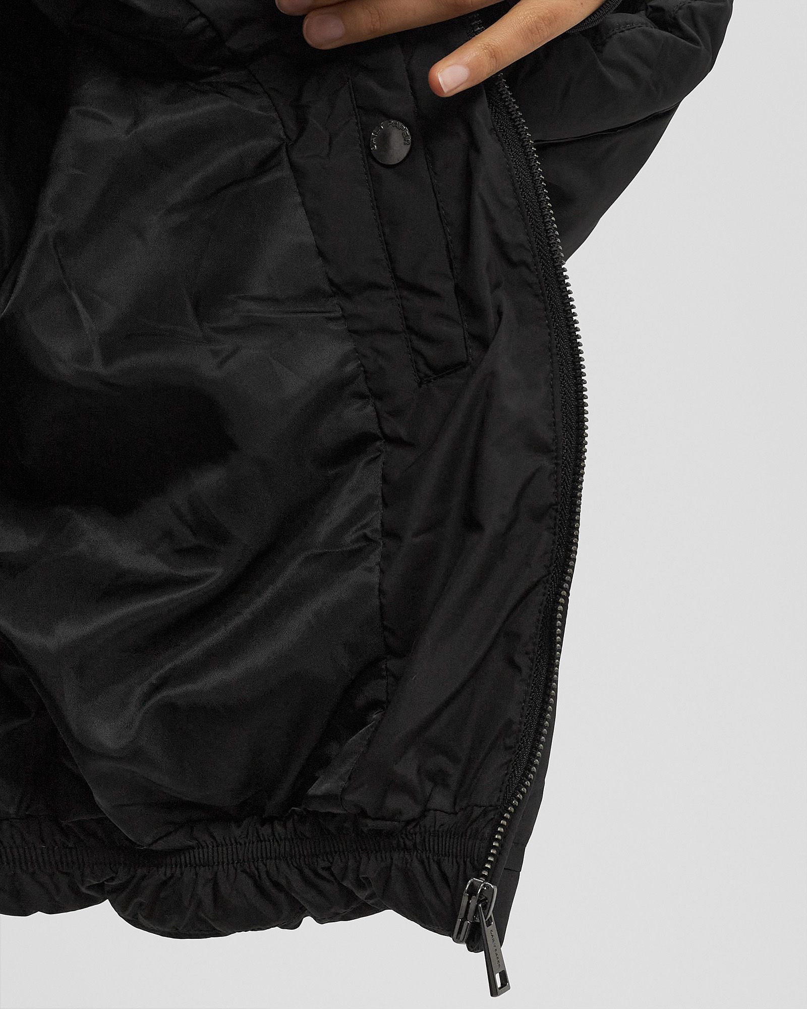 RELAXED SHORT PUFFER