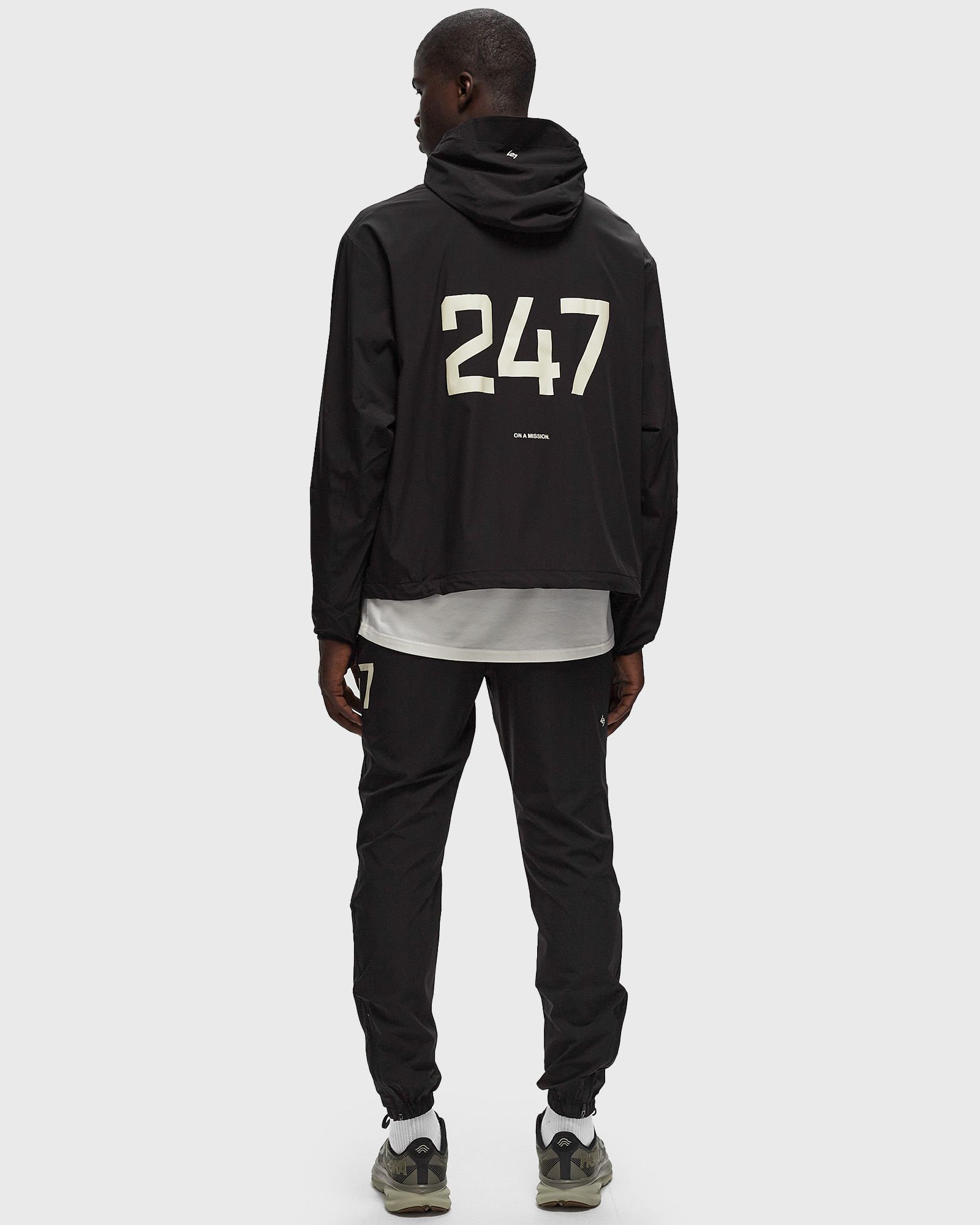 247 HOODED TRAINING JACKET