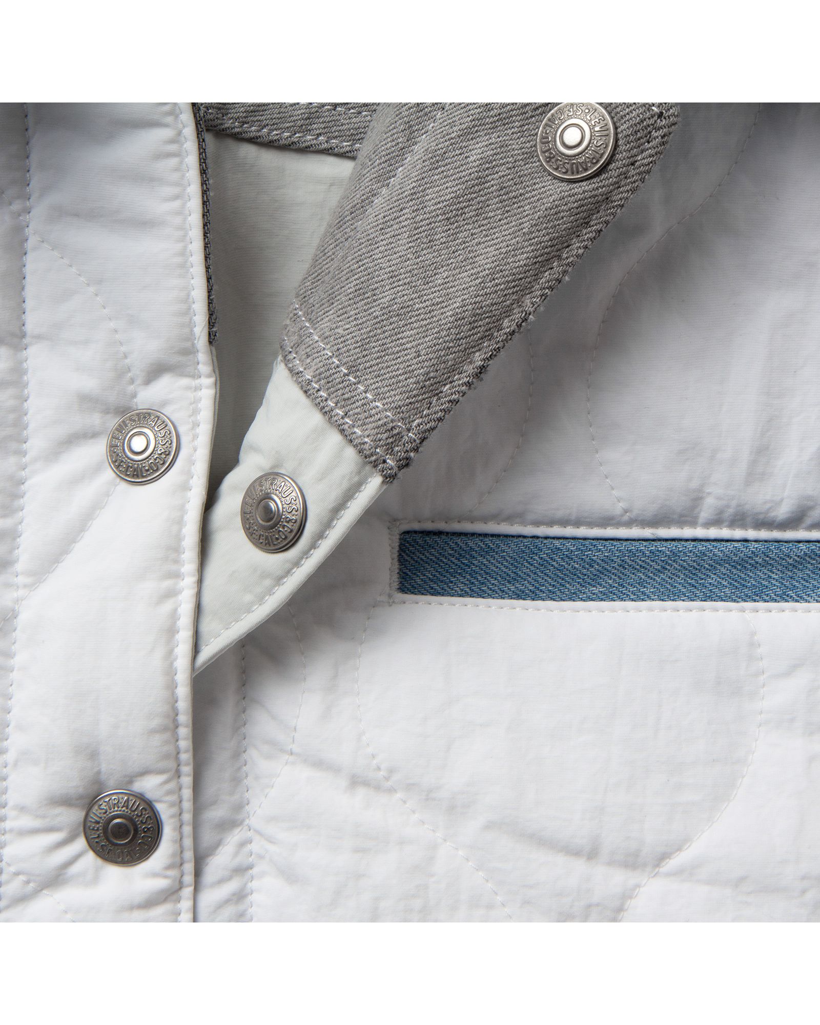 WMNS LEVIS X NEW BALANCE TRUCKER JACKET