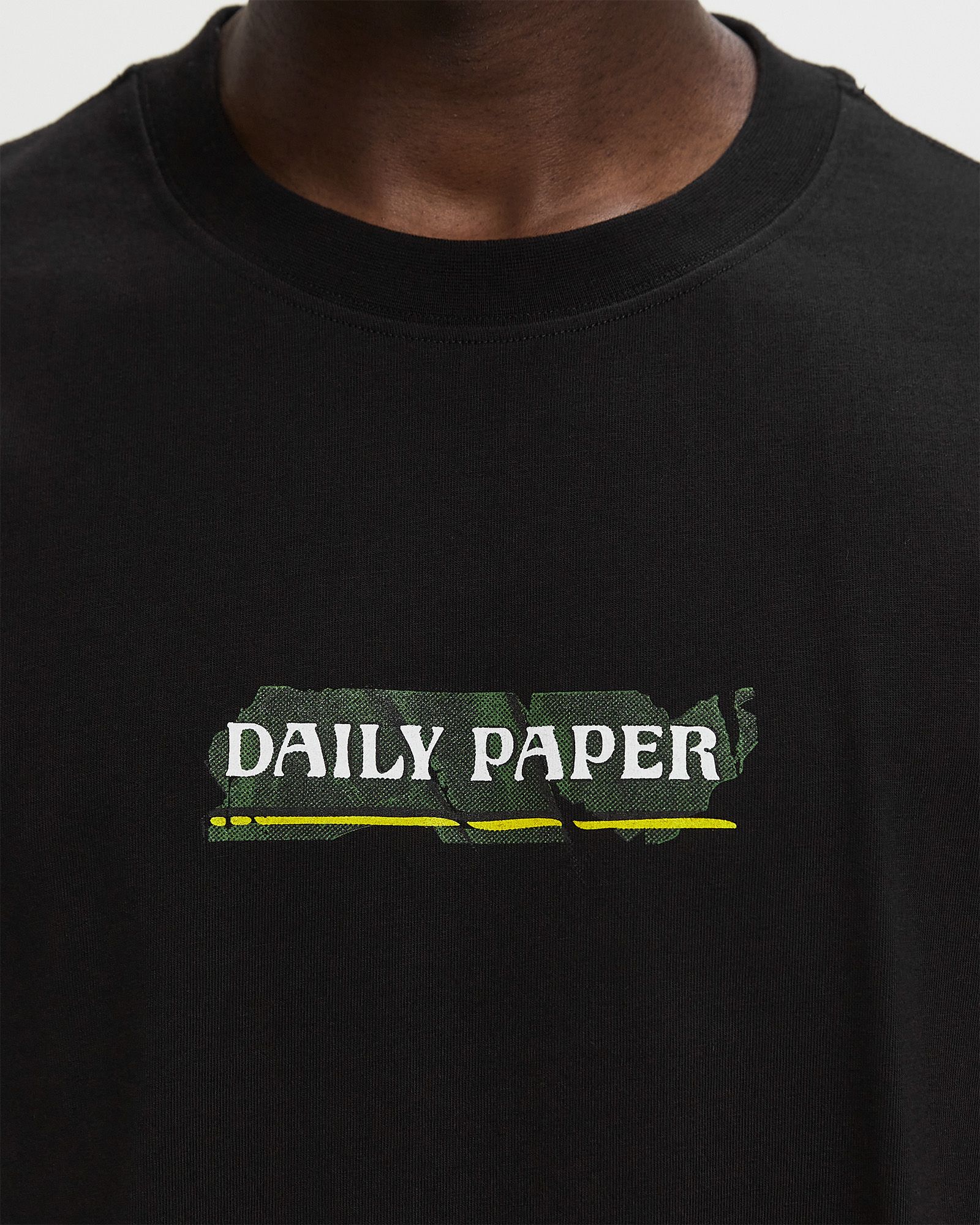 STICKER TEE