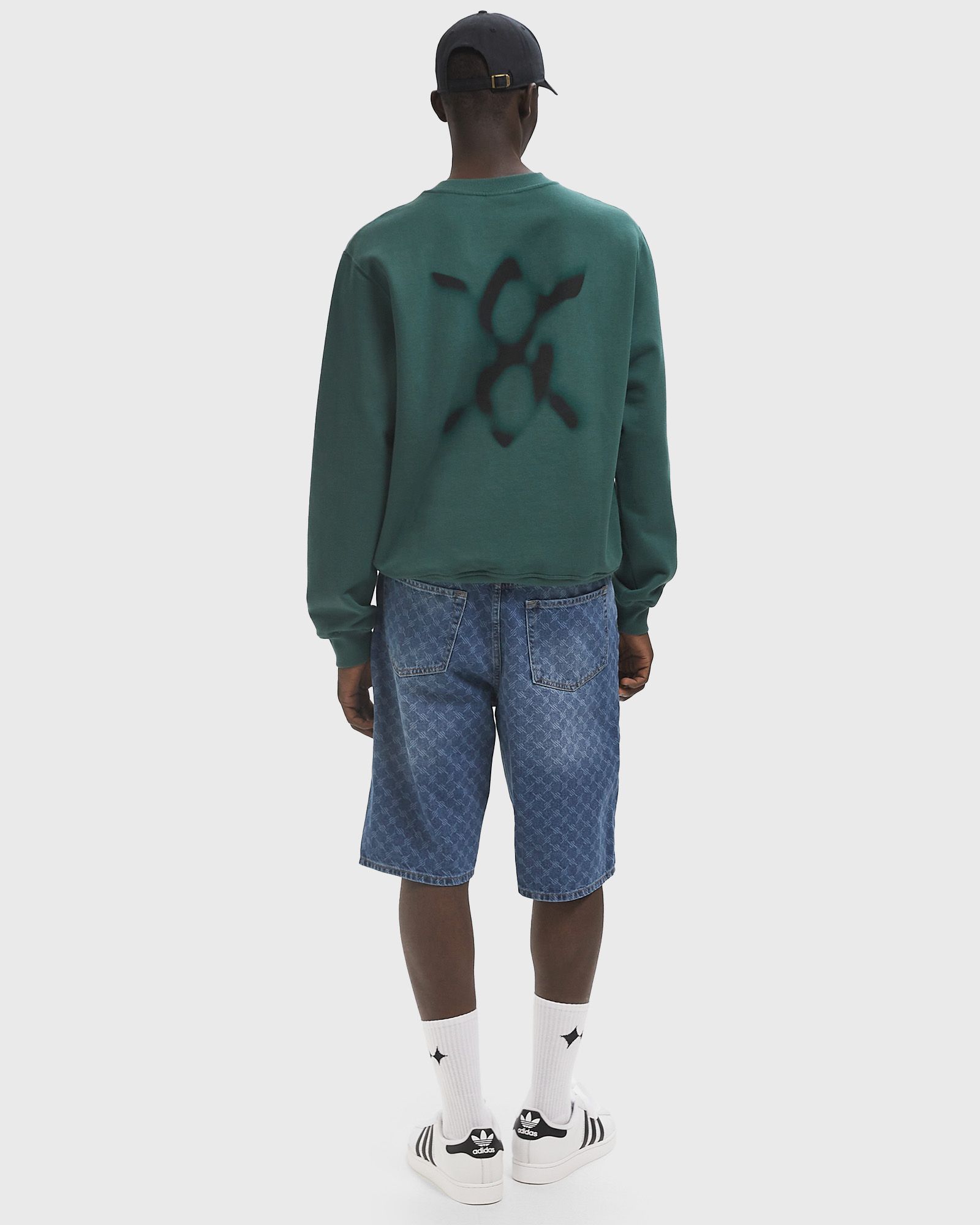 SHIELD FOCUS SWEATER