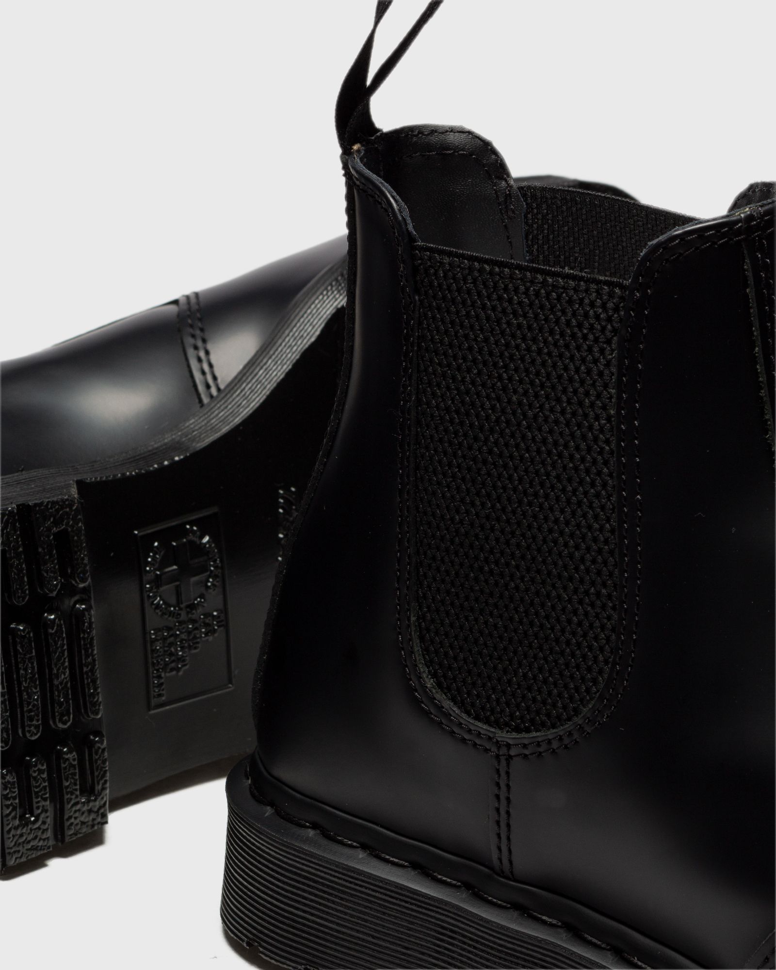 2976 Mono Black Smooth