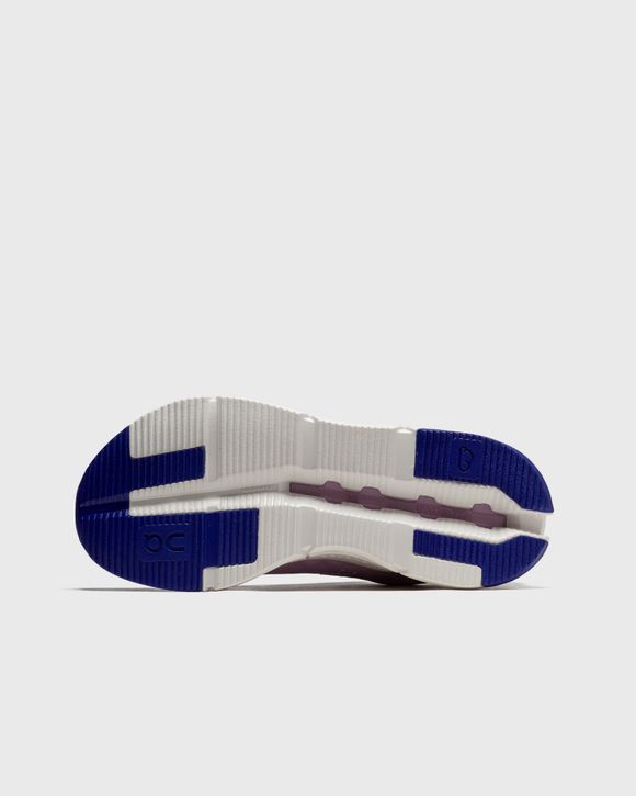 WMNS Cloudnova Form