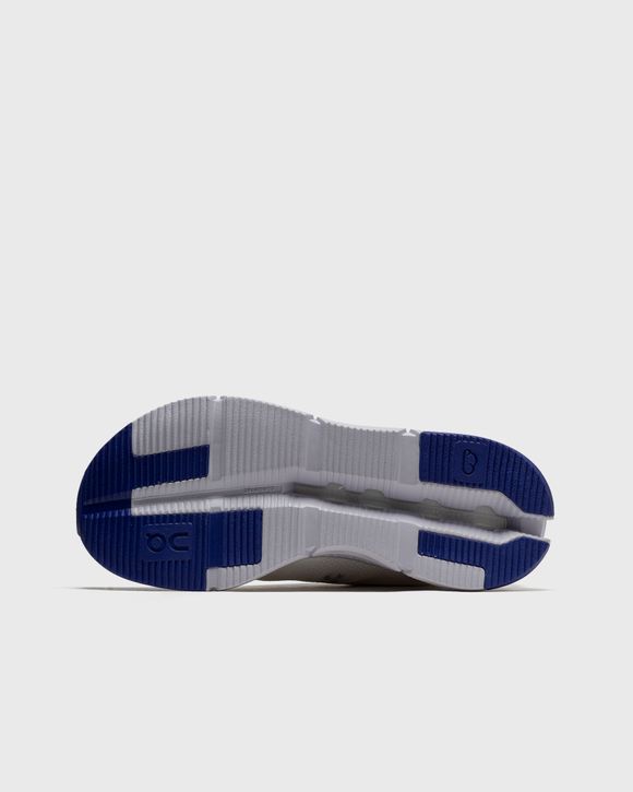WMNS Cloudnova