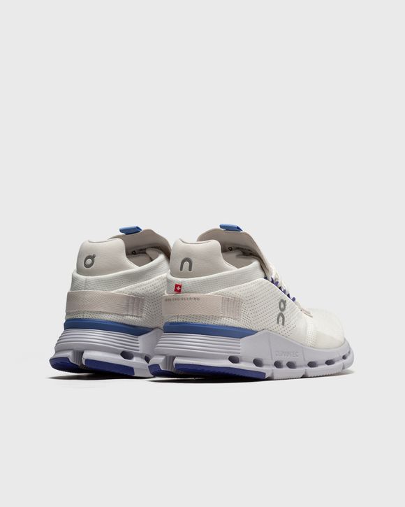 WMNS Cloudnova