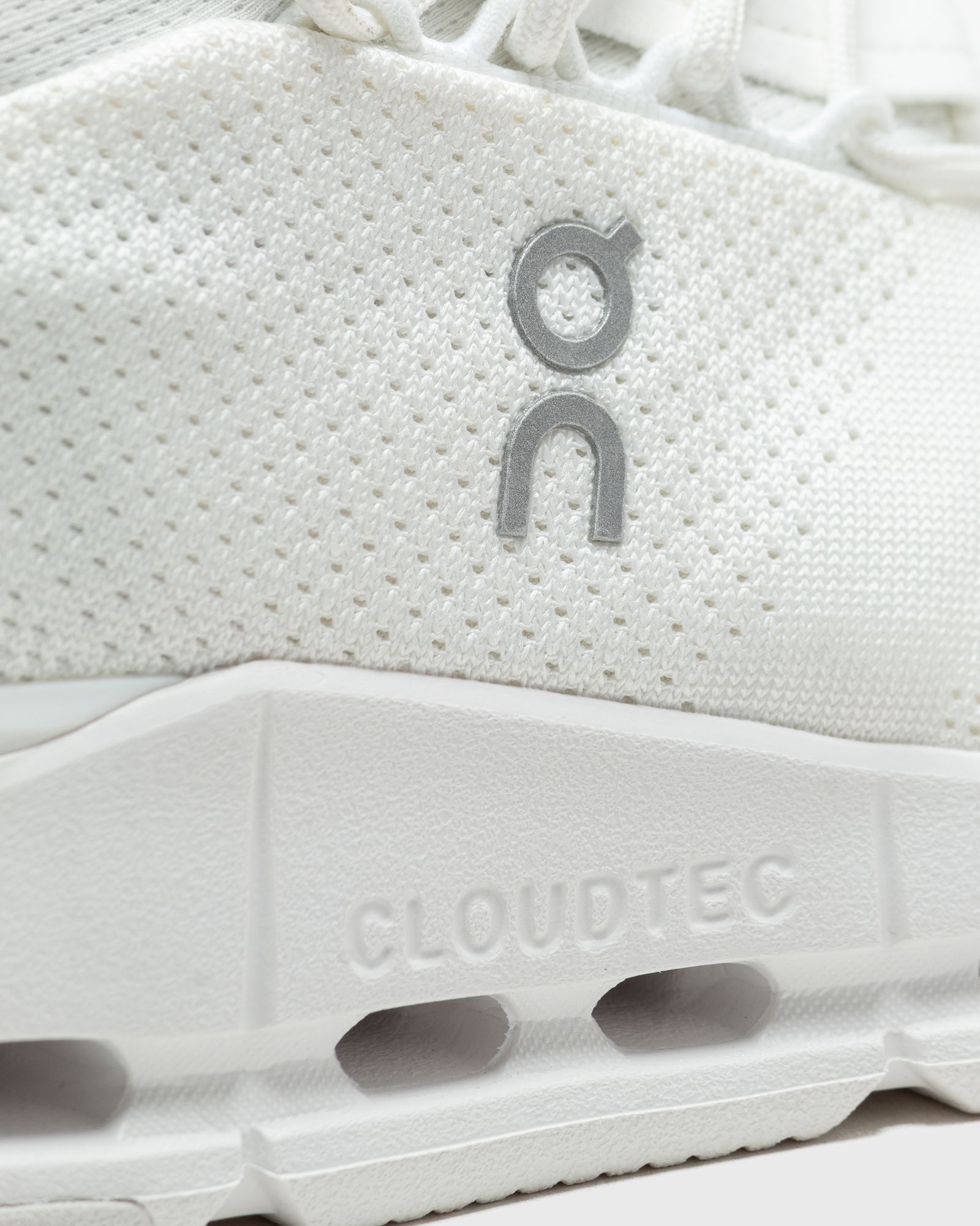 Cloudnova Undyed