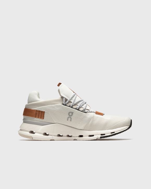 WMNS Cloudnova 