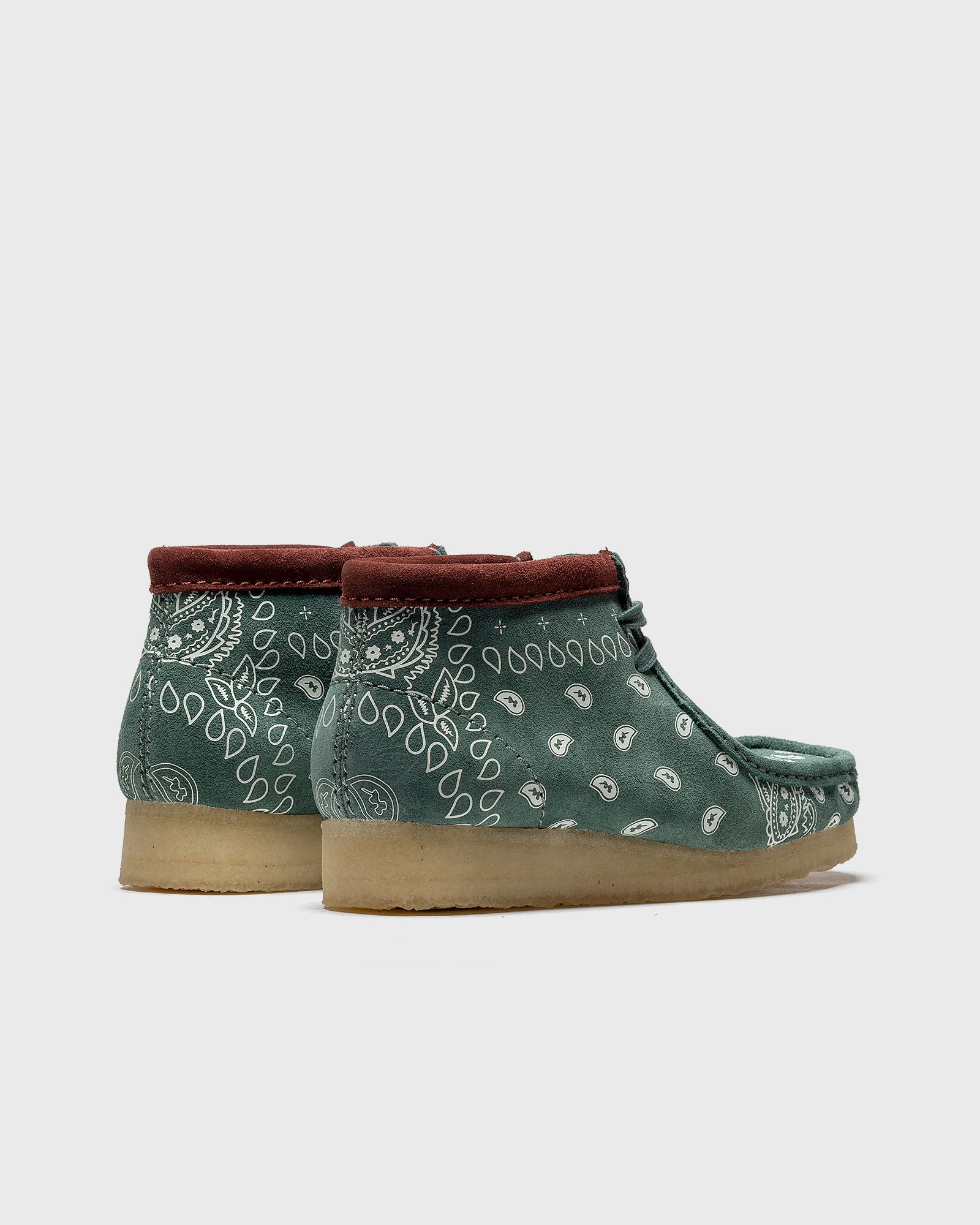 Wallabee Boot. Green Paisley