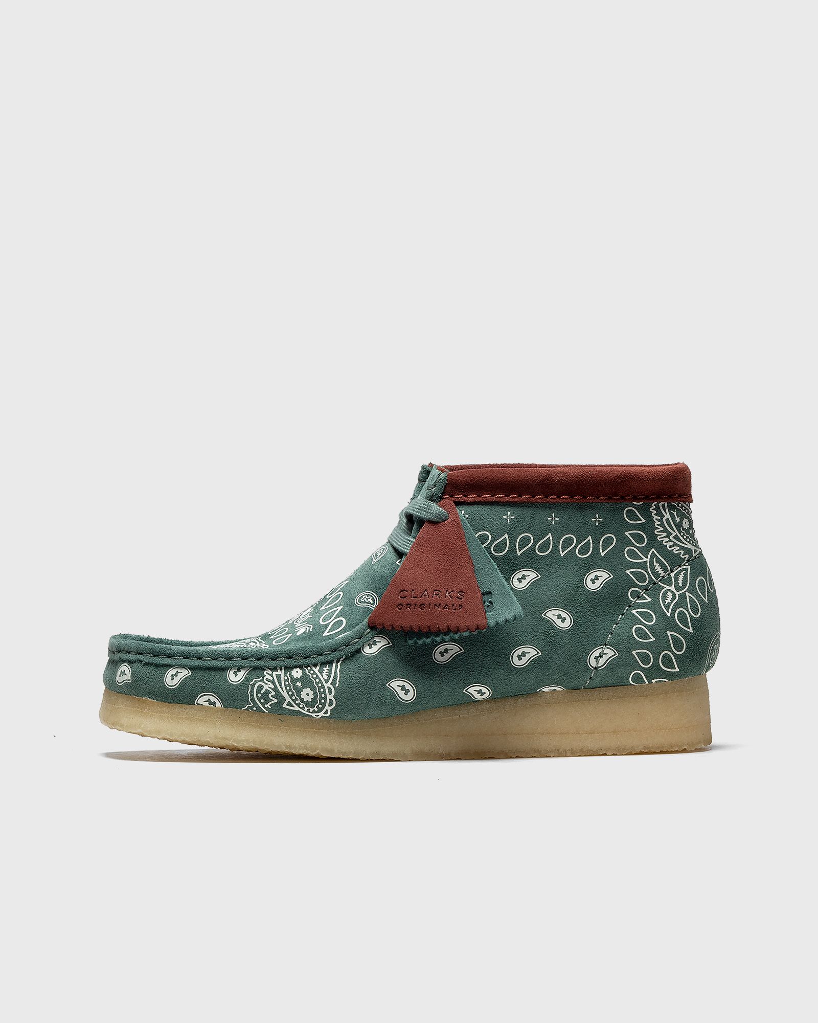 Wallabee Boot. Green Paisley