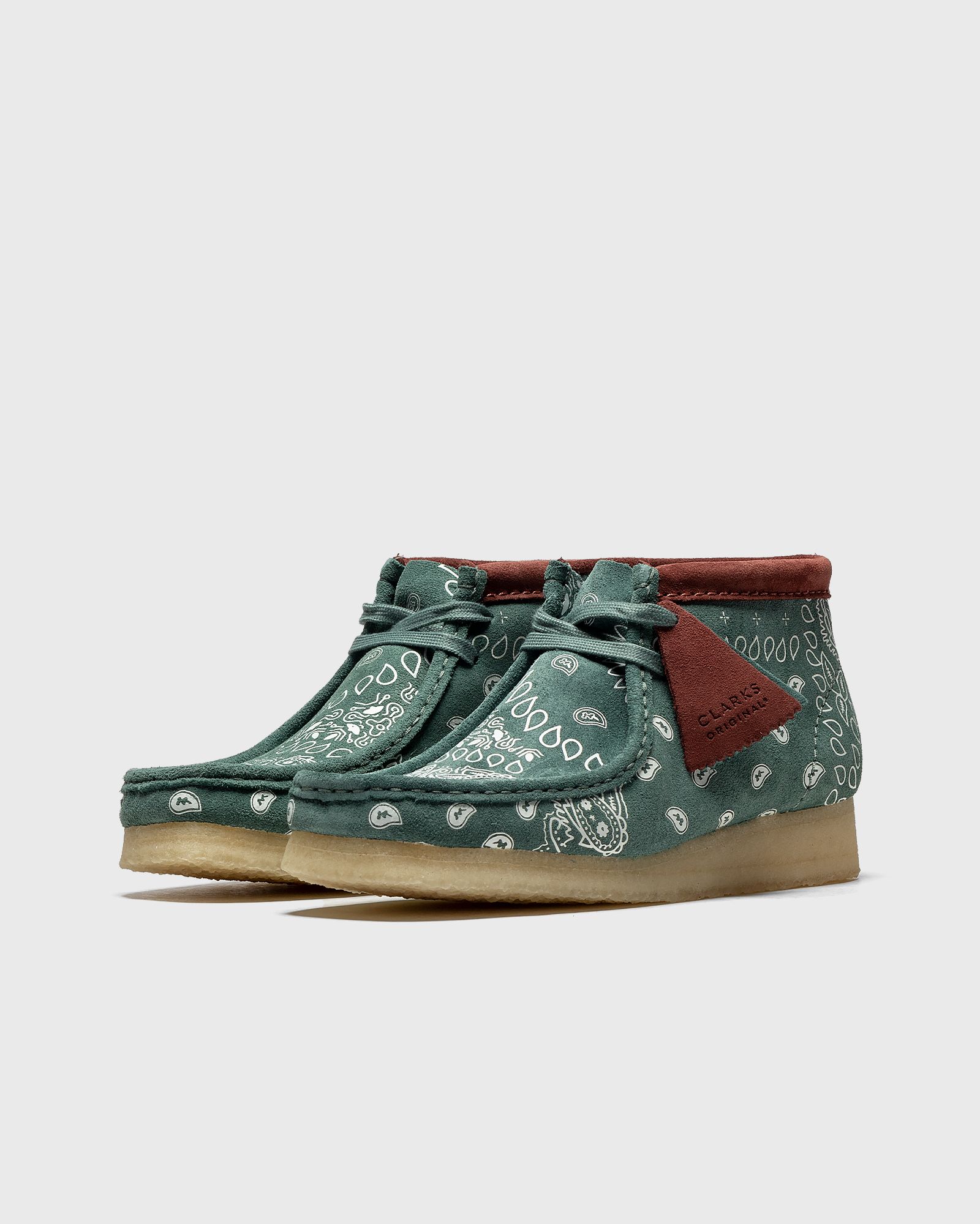 Wallabee Boot. Green Paisley
