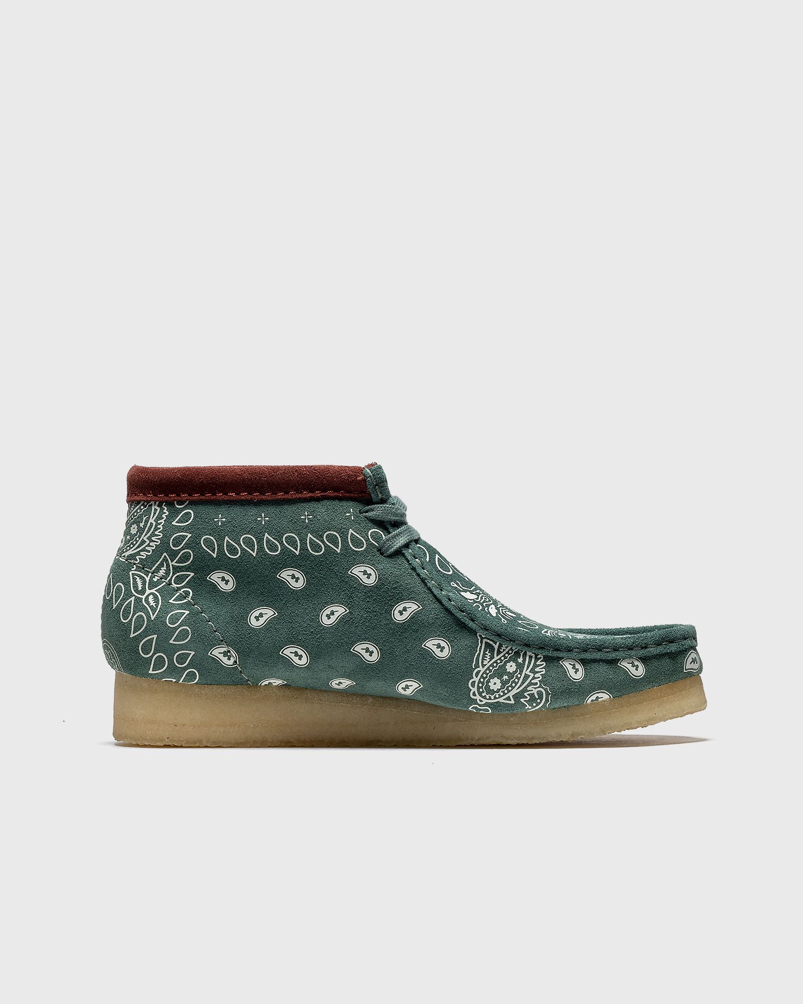 Wallabee Boot. Green Paisley