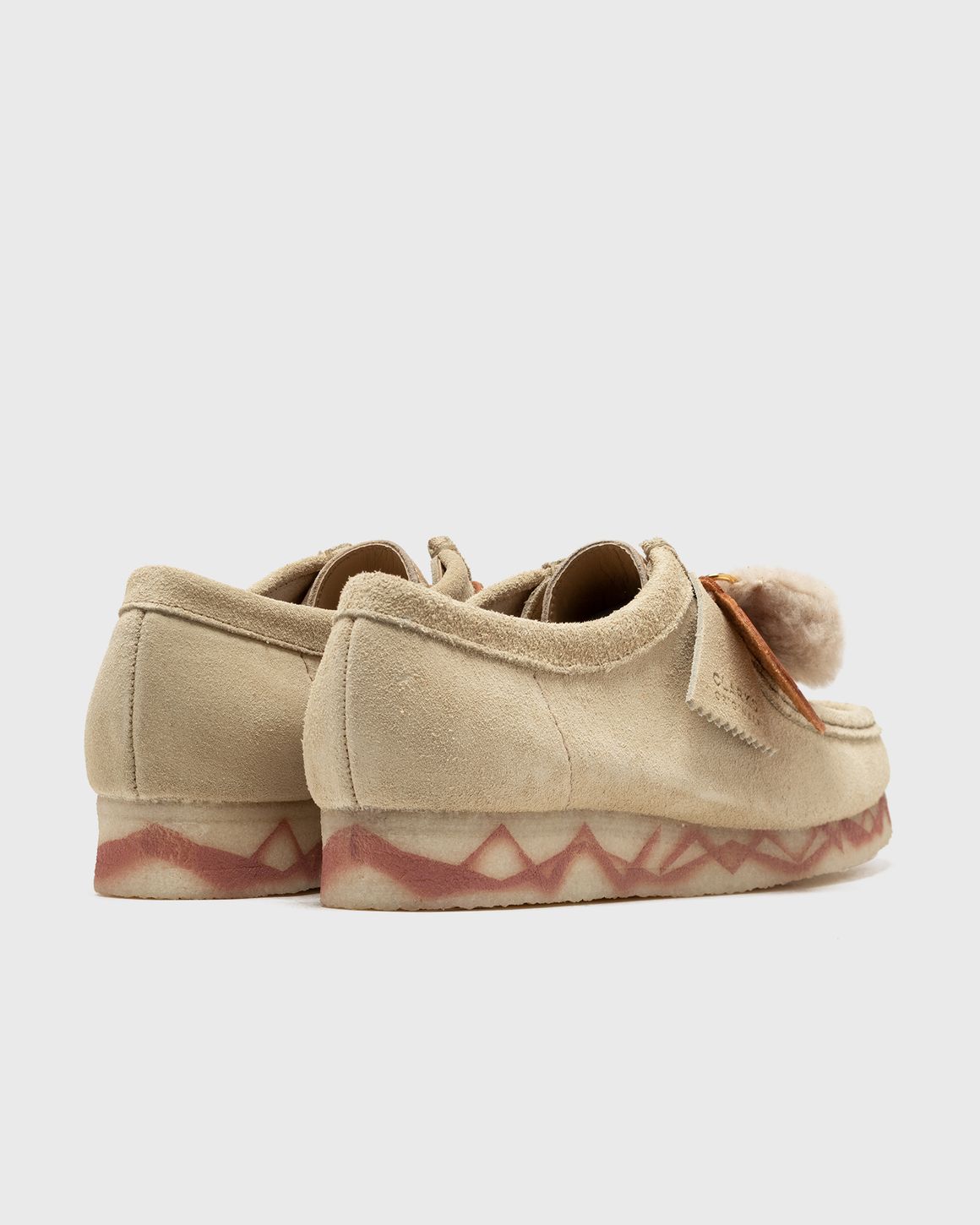 最安値！　Aries × Clarks Wallabee UK7.5 eyJidWNrZXQiOiJic3RuLWltYWdlLX