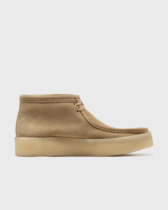 Brown suede shop wallabee clarks