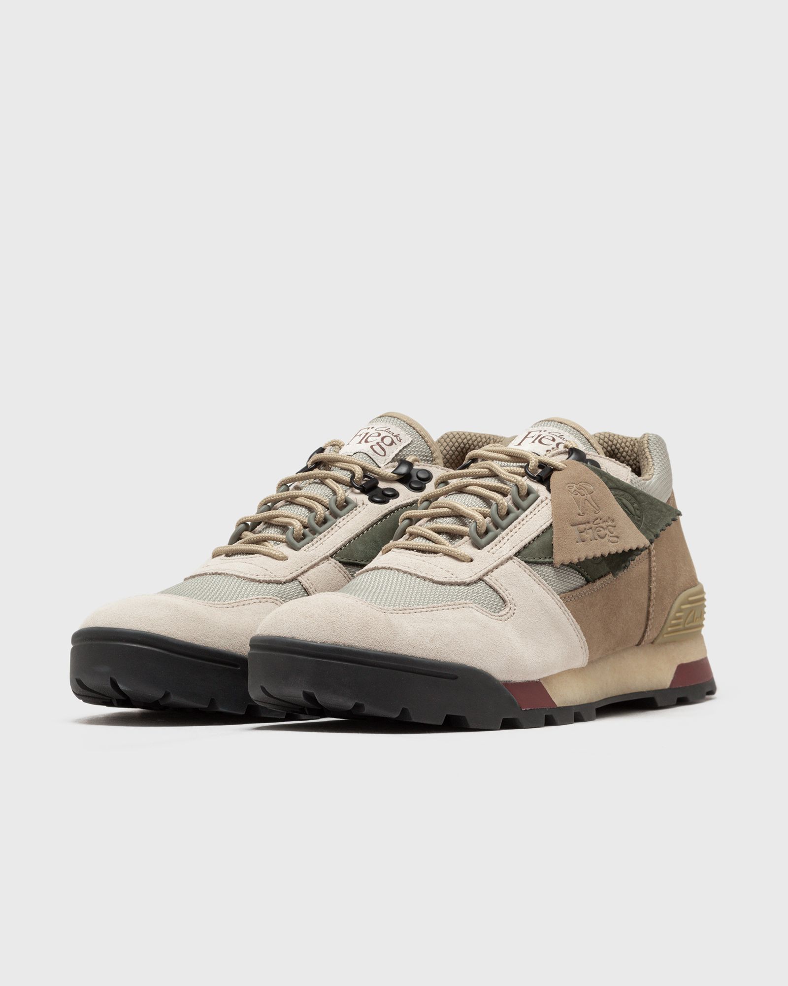 x Ronnie Fieg Laddow