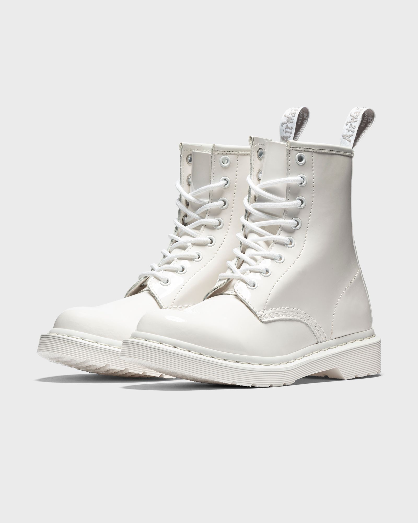 1460 Mono White Patent Lamper