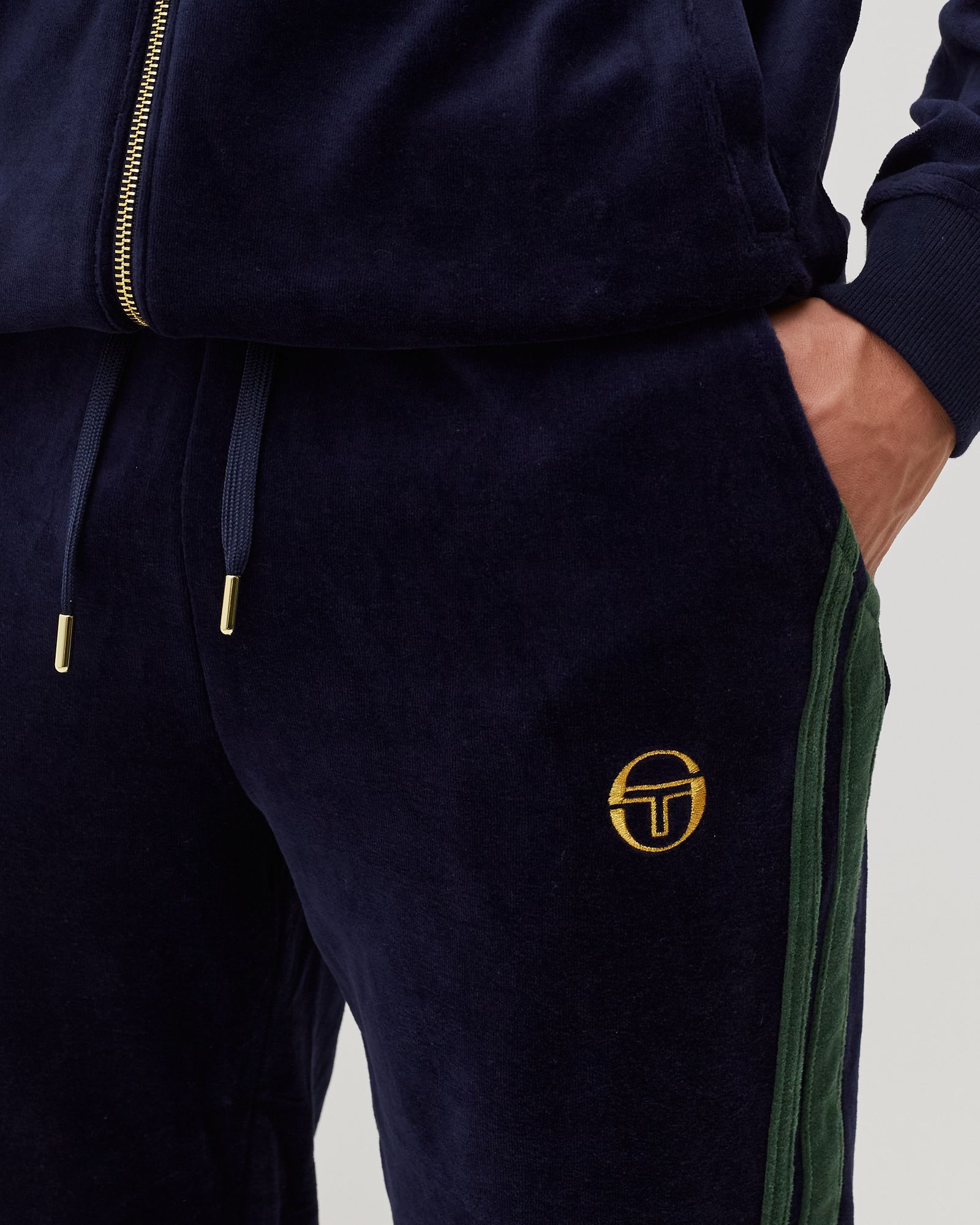 NEW DAMARINDO VELOUR TRACK PANT