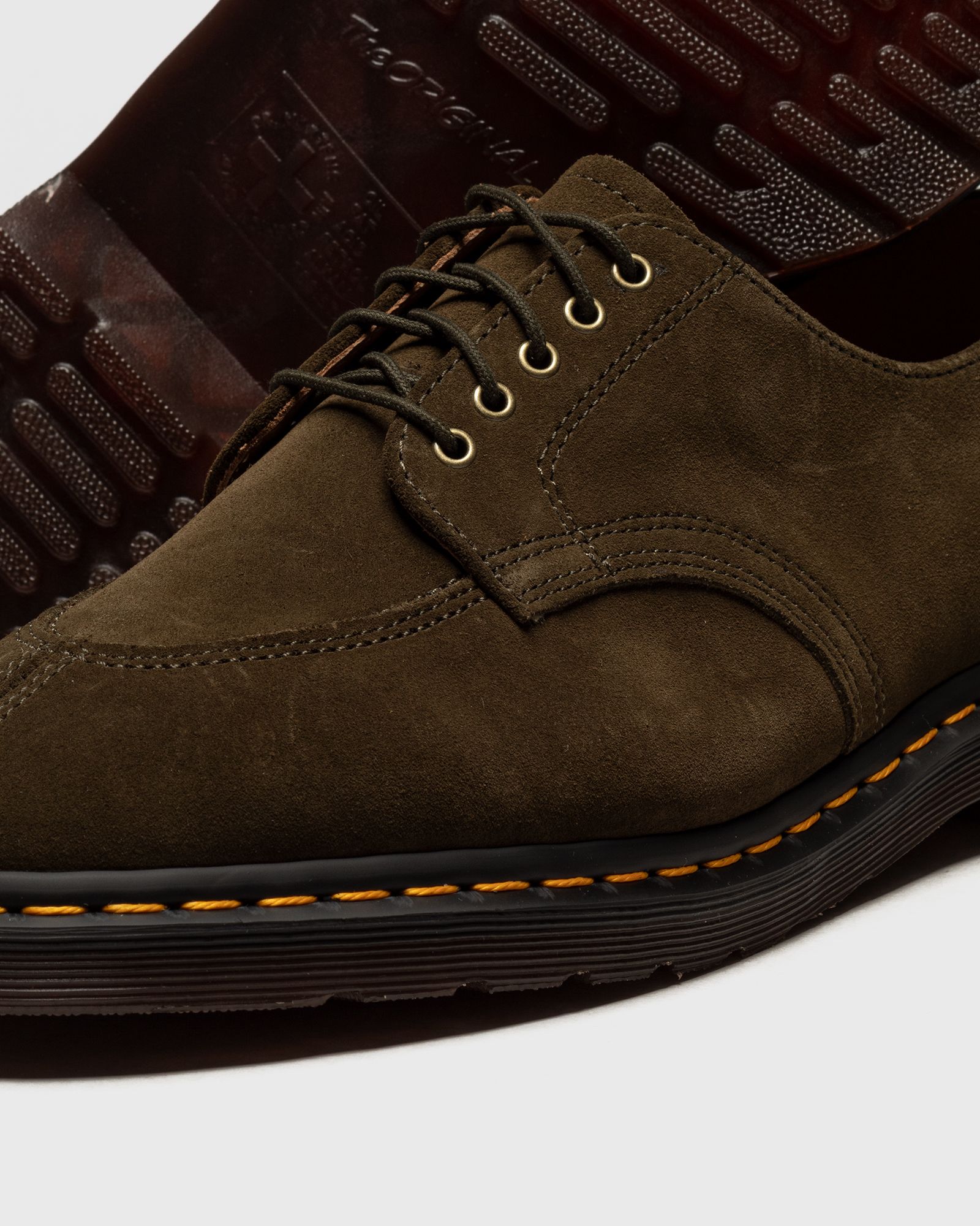 2046 Olive Repello Calf Suede