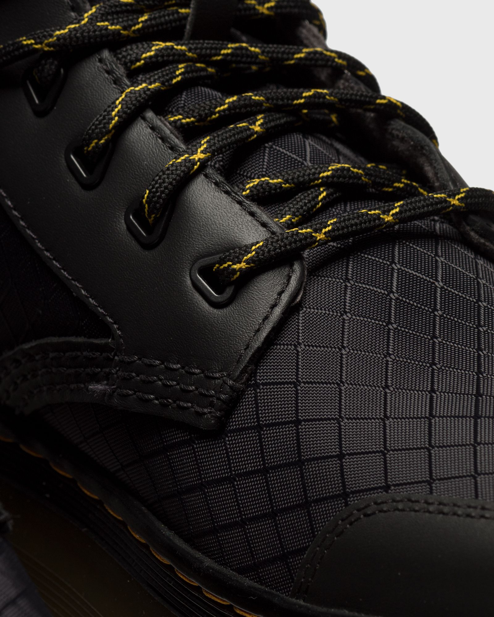 Tarik Tg Black Oiled Full Grain Wp+Nylon Ripstop