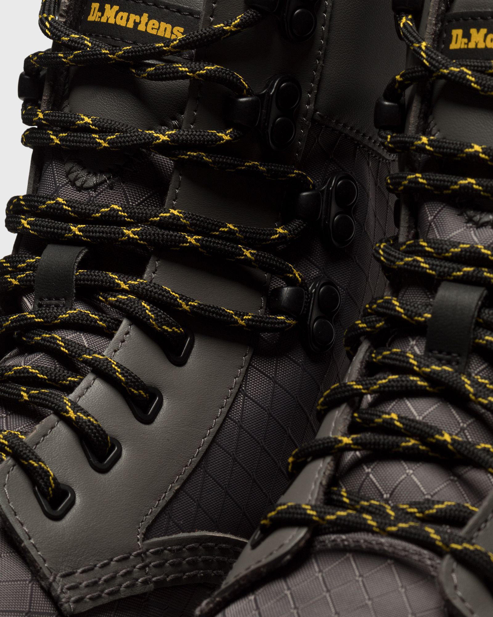 Tarik Tg Gunmetal Oiled Full Grain Wp+Nylon Ripstop