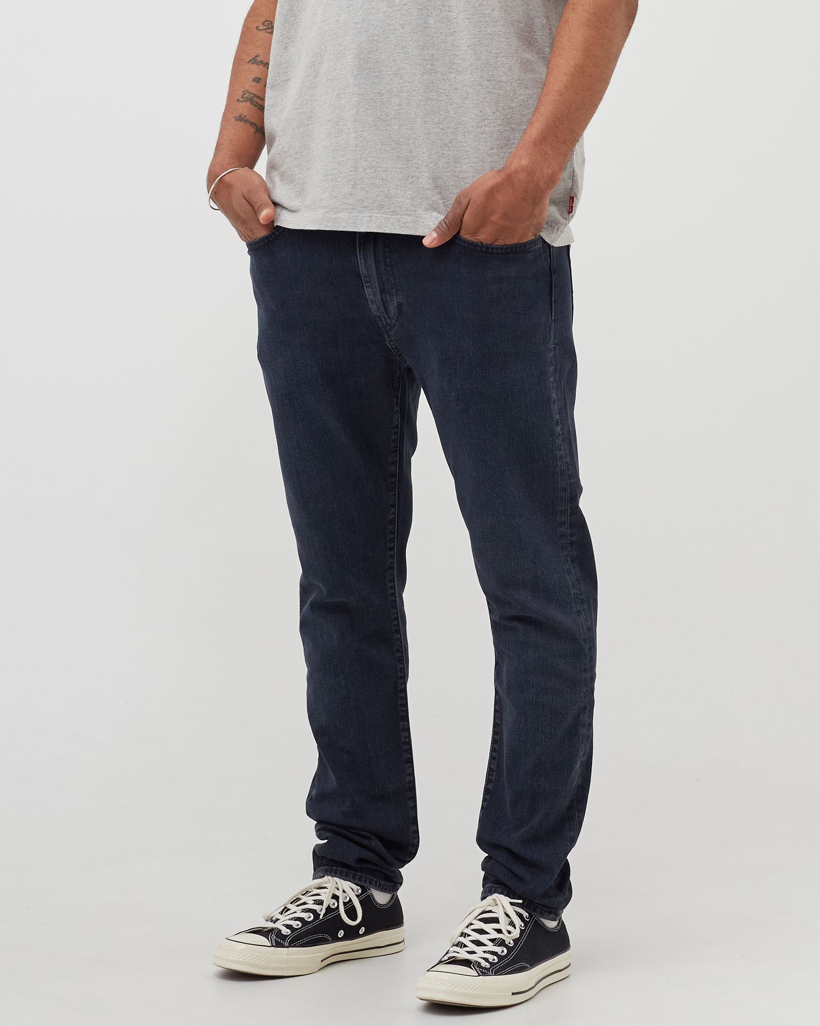 512 SLIM JEANS (tapered)