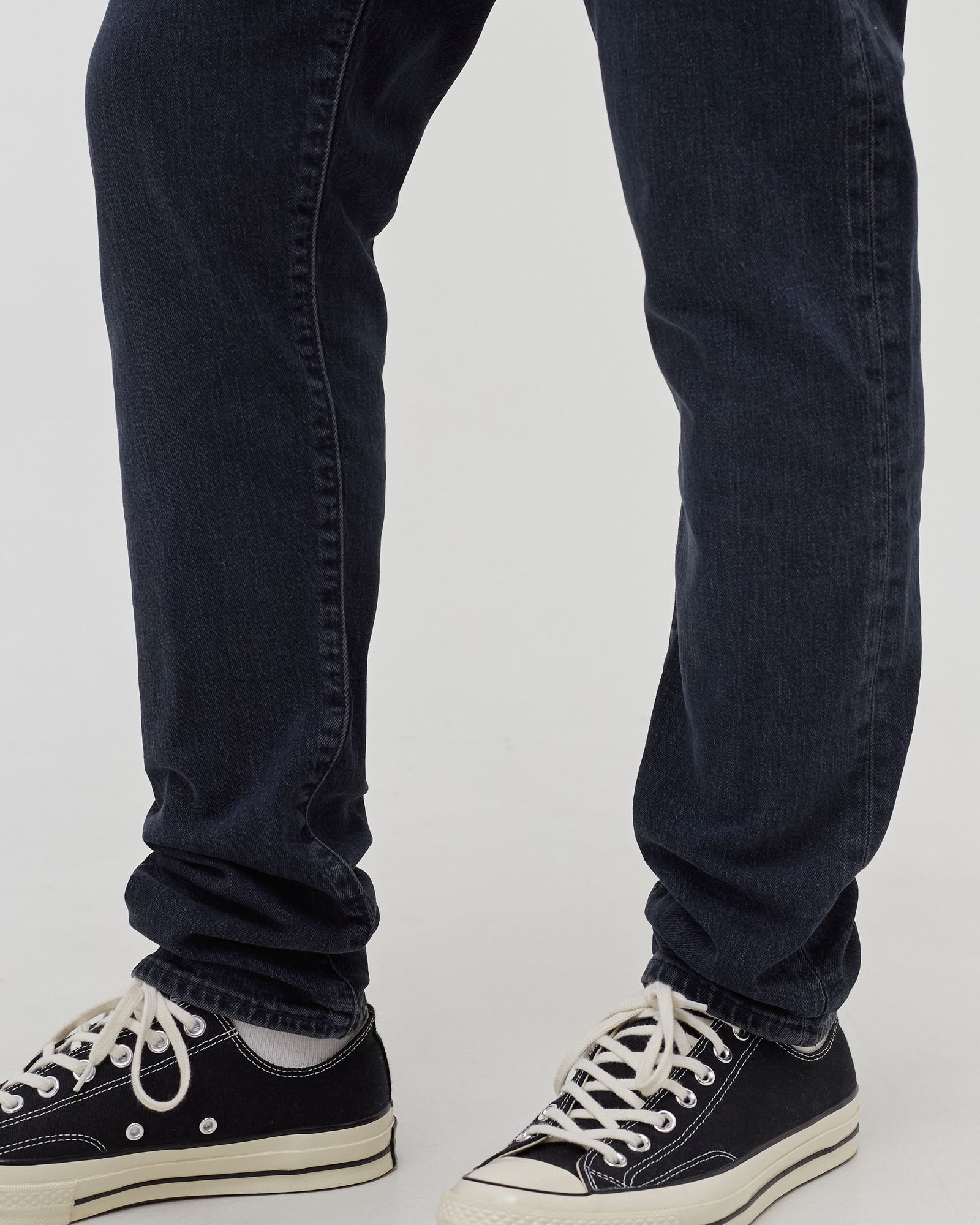 512 SLIM JEANS (tapered)