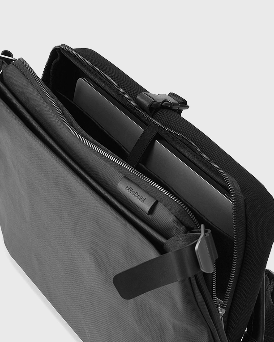côte&ciel Riss Coated Canvas Black | BSTN Store côte&ciel Riss Coated Canvas Black | BSTN Store