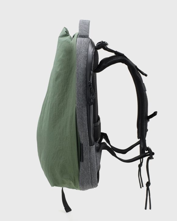 Isar M Komatsu Onibegie Nylon
