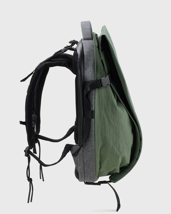 Isar M Komatsu Onibegie Nylon