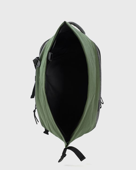 Isar M Komatsu Onibegie Nylon