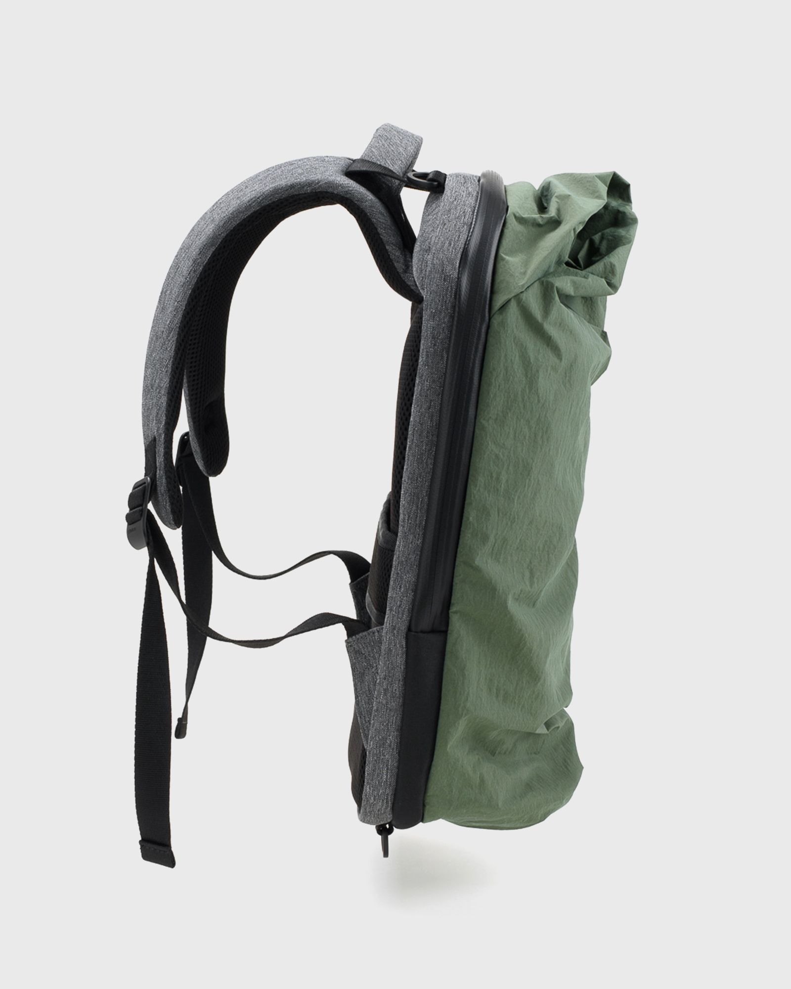 Ladon Komatsu Onibegie Nylon