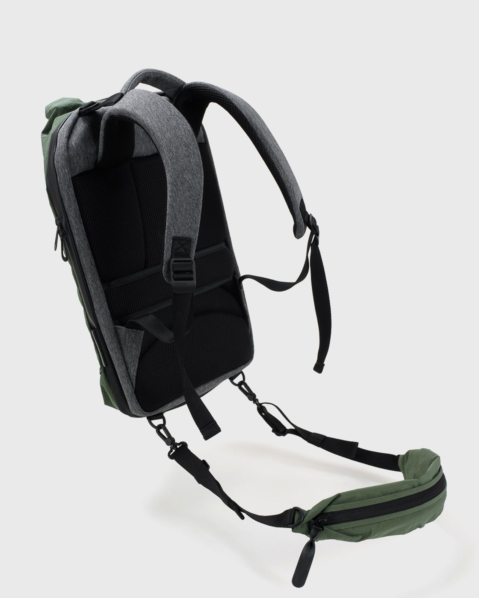 Ladon Komatsu Onibegie Nylon