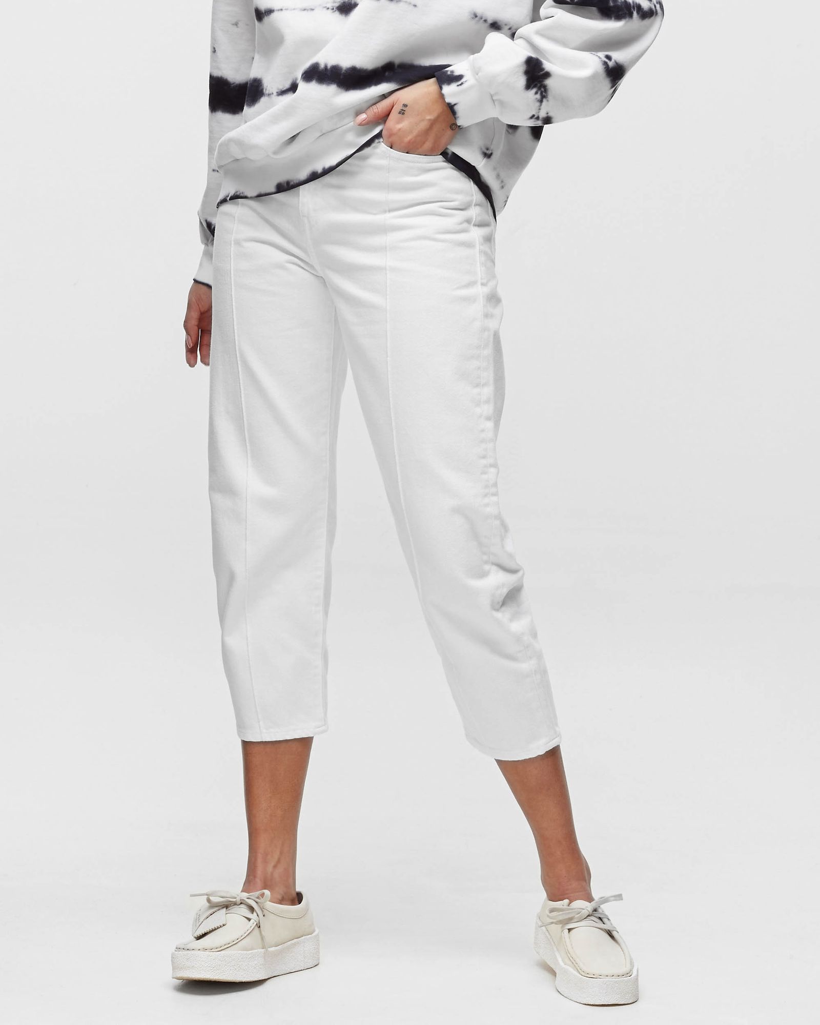 WMNS LEVI'S MADE & CRAFTED THE BARREL JEANS (slightly tapered)