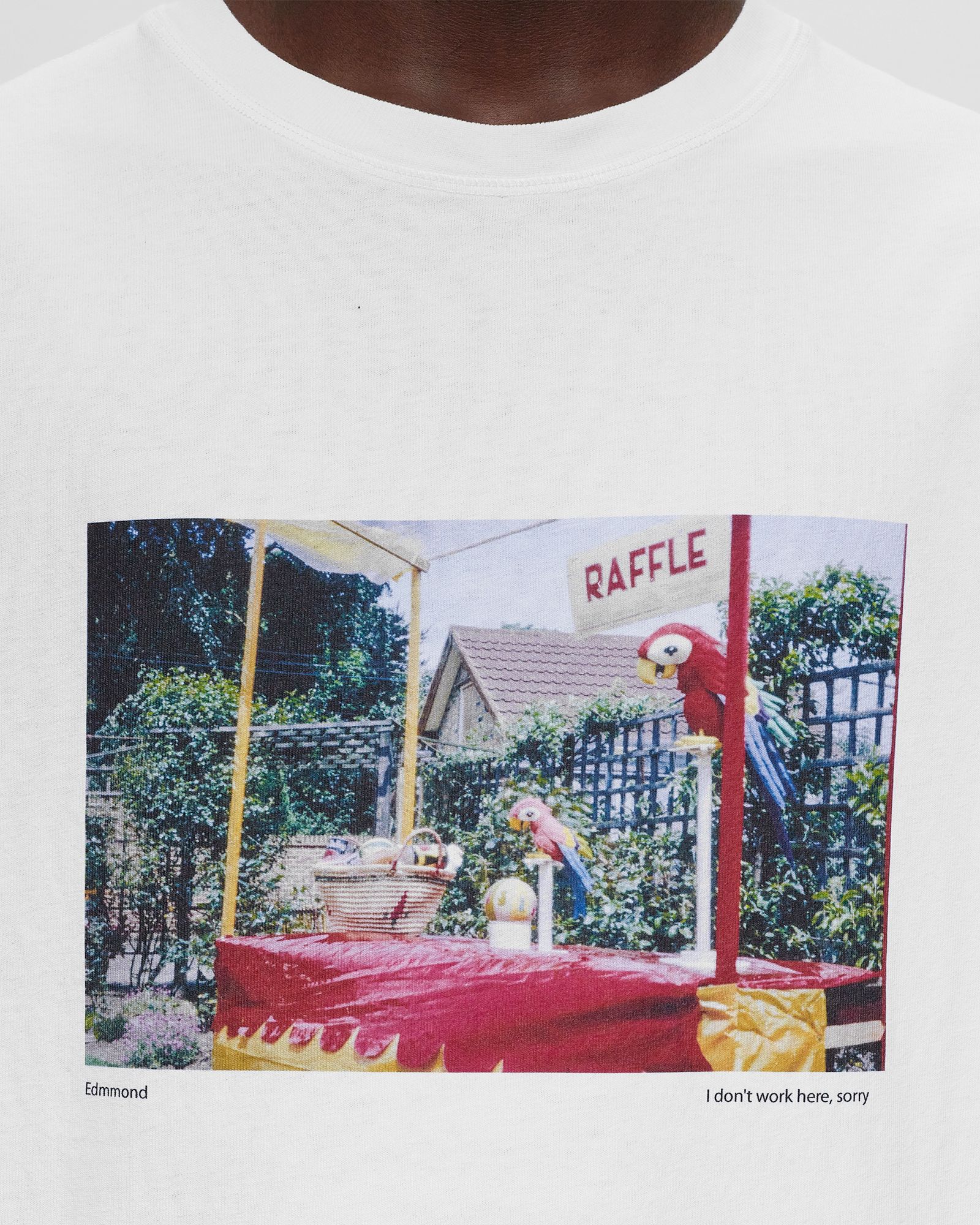 RAFFLE TEE