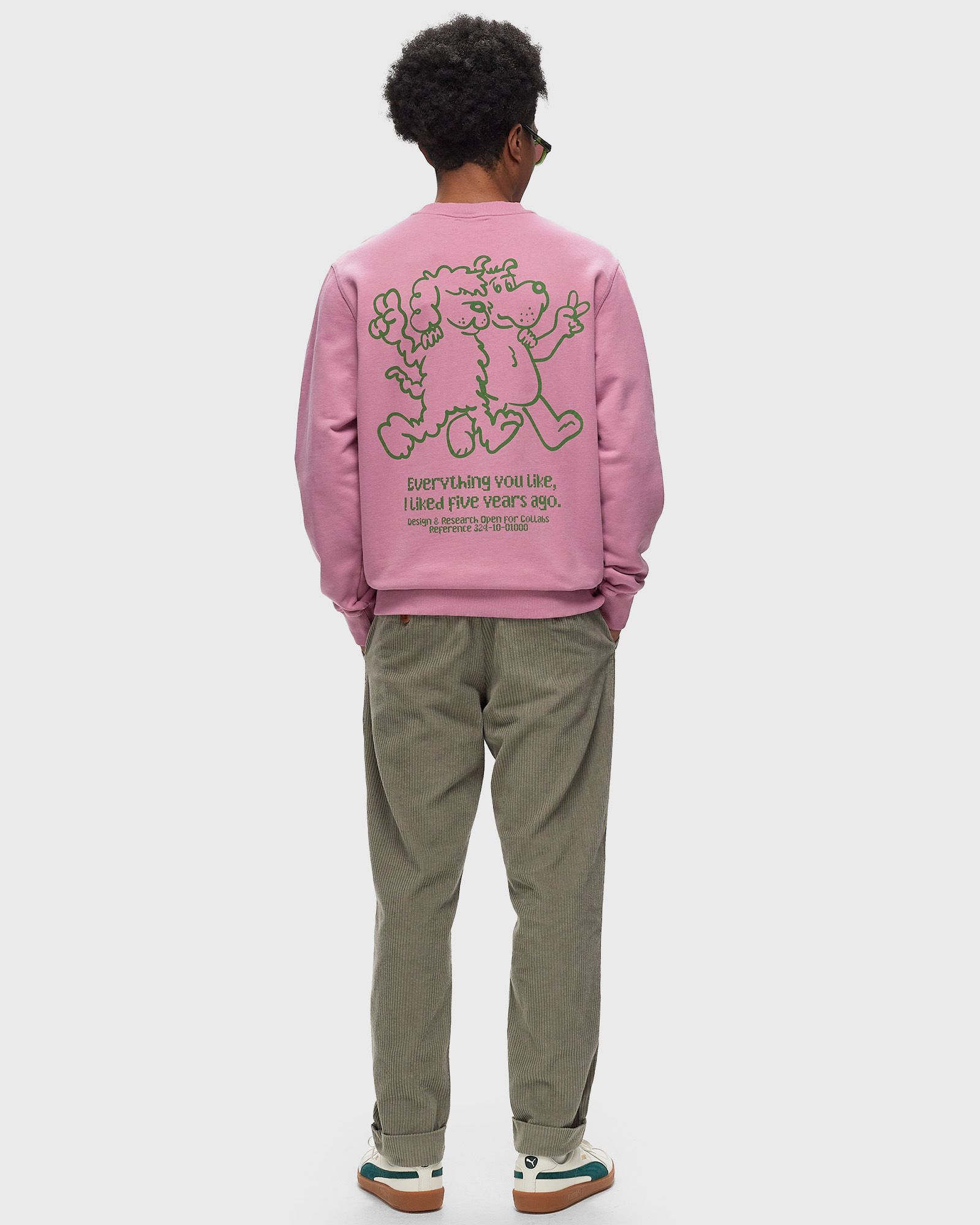 DESIGN & RESEARCH SWEATER