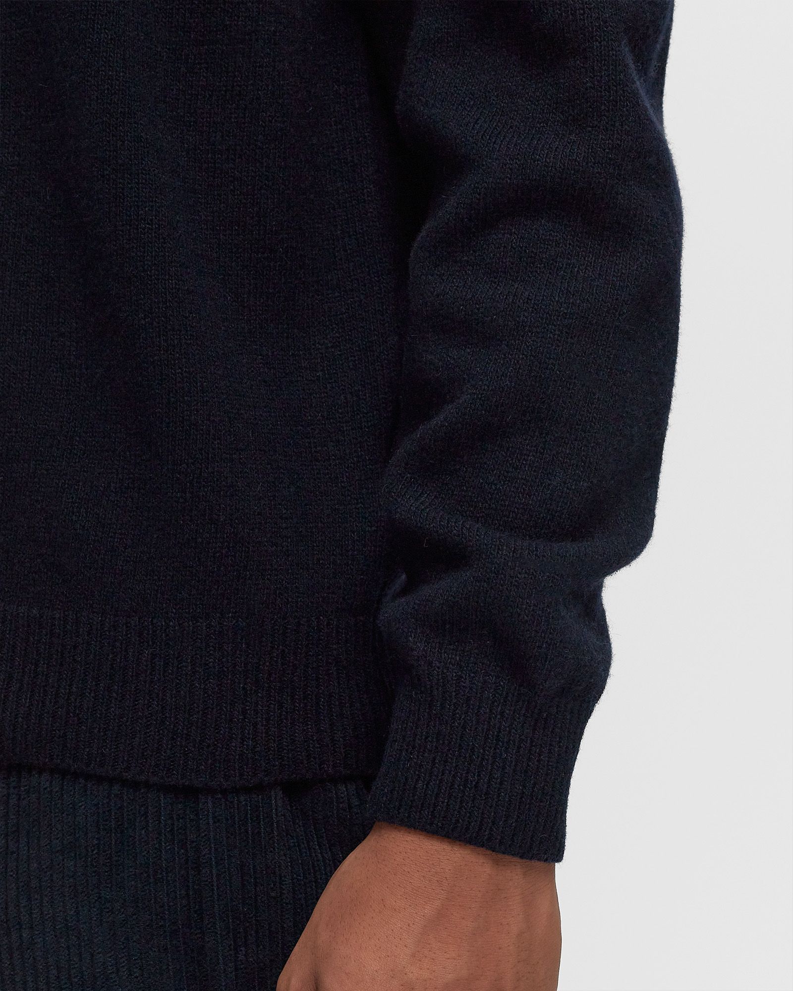 SPECIAL DUCK SWEATER