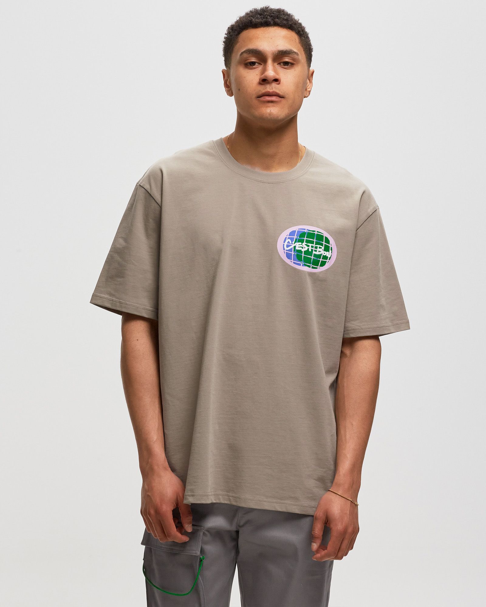 GLOBE TEE