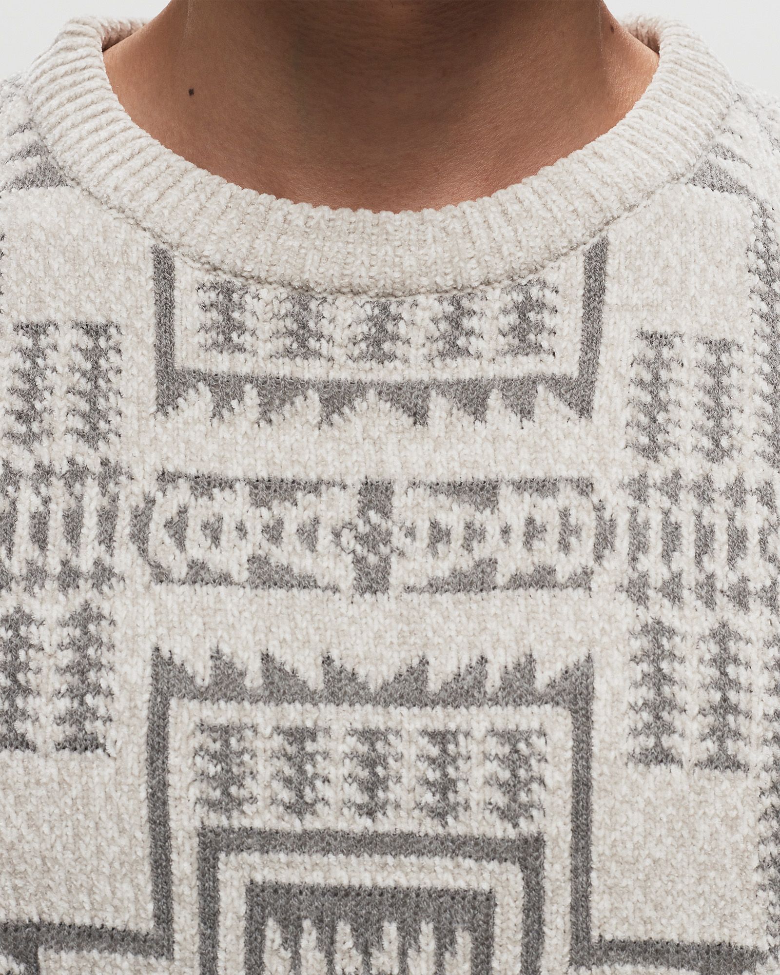 CREWNECK PULLOVER IVORY HARDING STAR