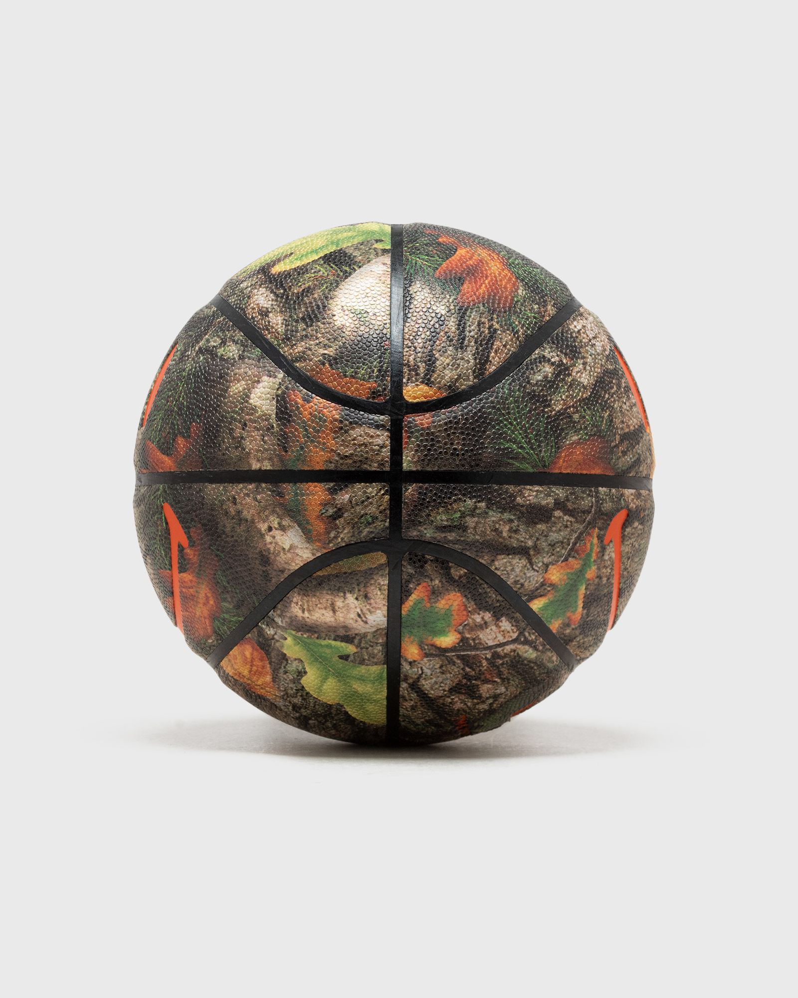 Smiley Fauxtree Basketball SIZE 7