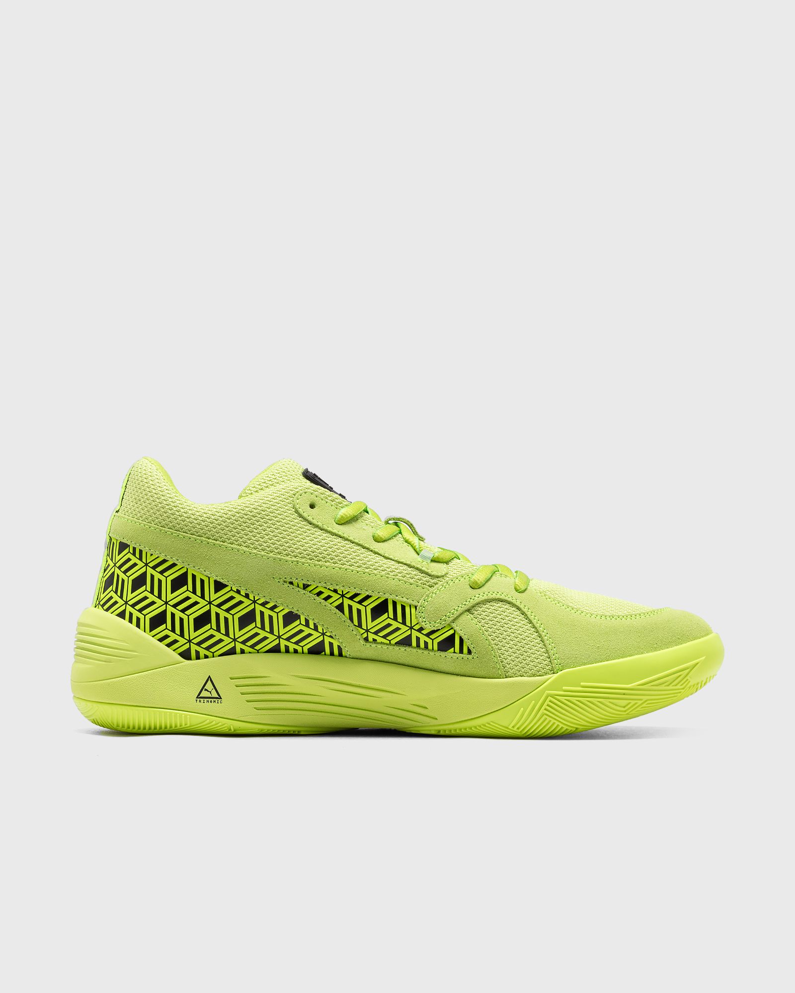 x MCM TRC Blaze Court 