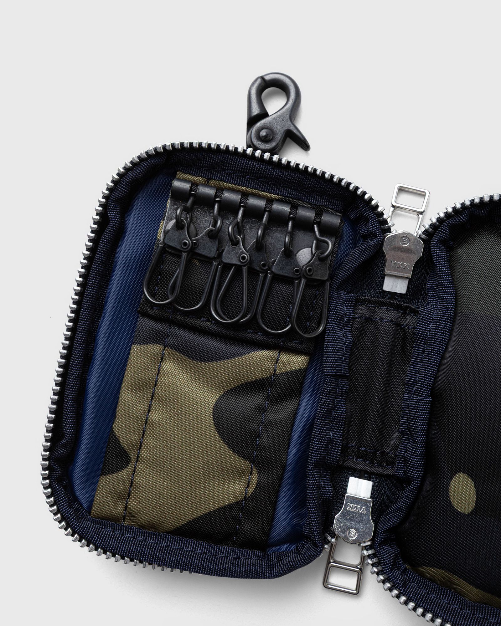 COUNTER SHADE KEY CASE