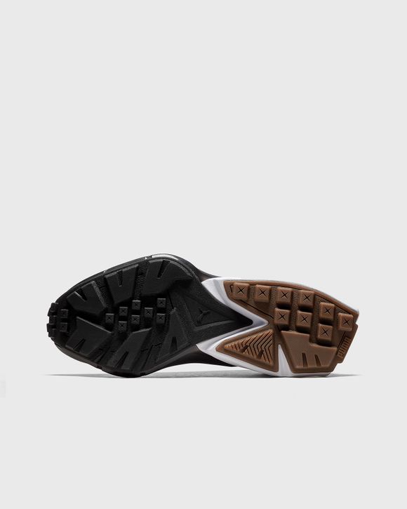 WMNS STRKR