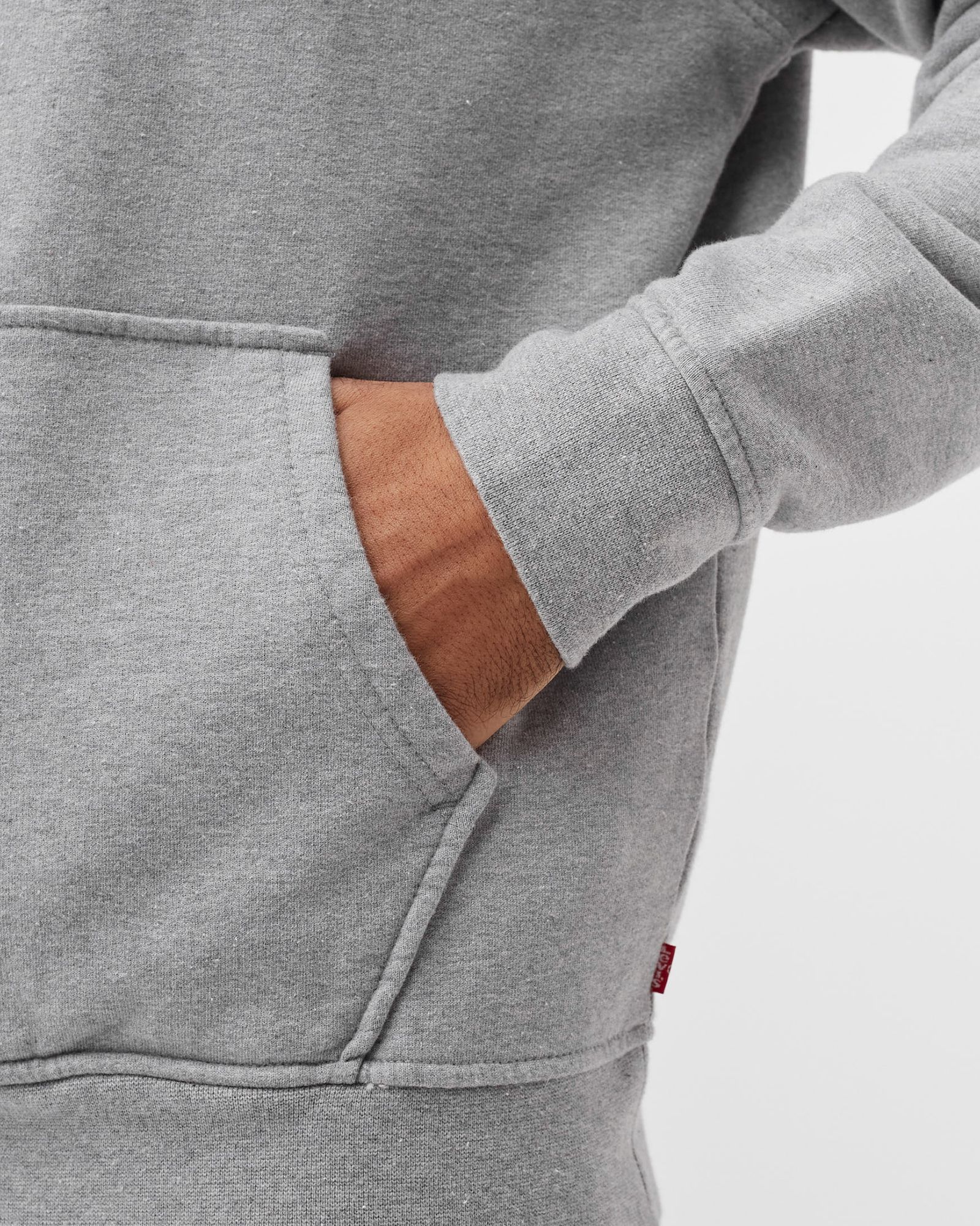 T2 RELAXED GRAPHIC HOODIE