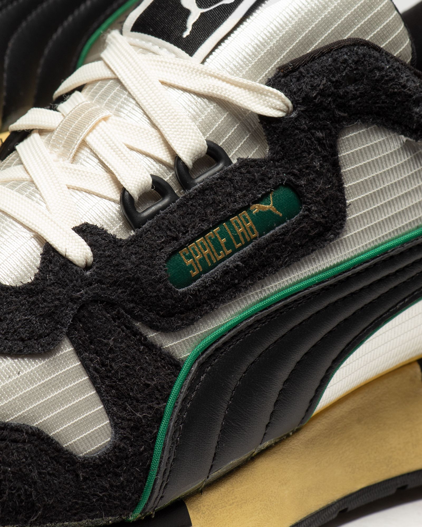 Space Lab The NeverWorn