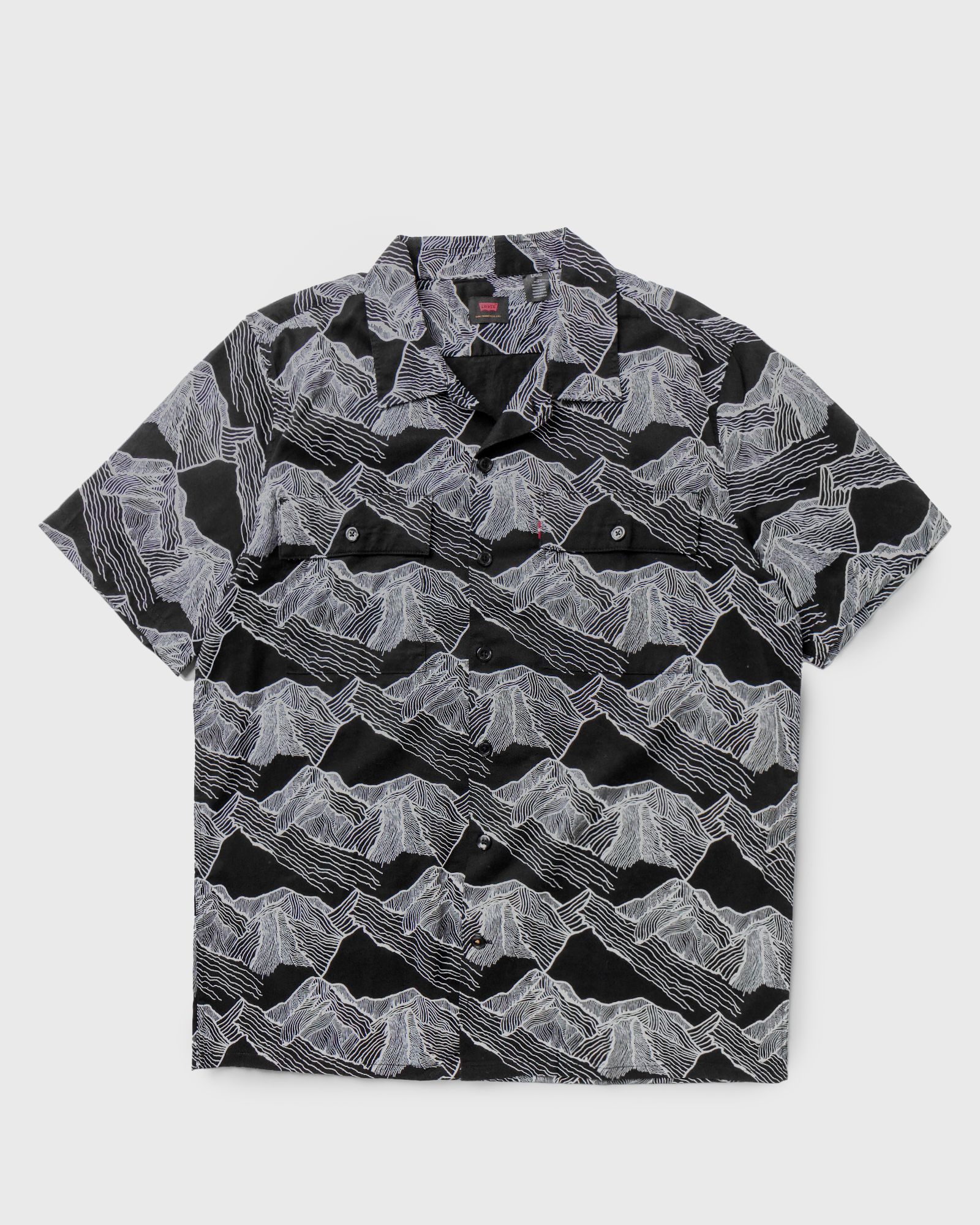 SKATEBOARDING BUTTON DOWN SHIRT